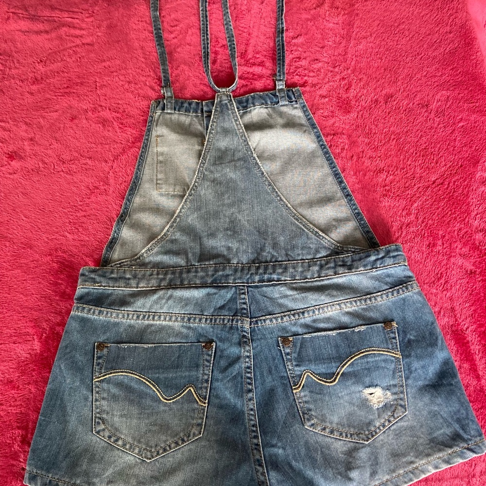 CREEKS WOMEN DISTRESSED DENIM SHORTS OVERALL💕SIZE 36💕